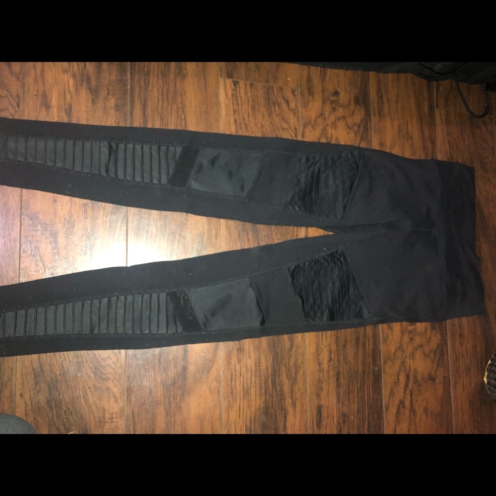Alo yoga Moro leggings black size small